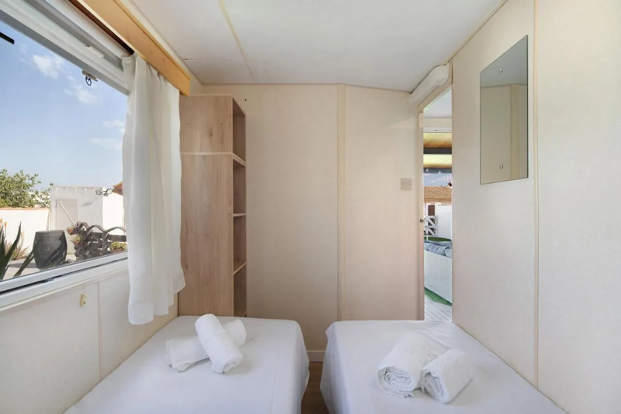 Villa Roulotte - Solo Familias Chiclana de la Frontera 0*,